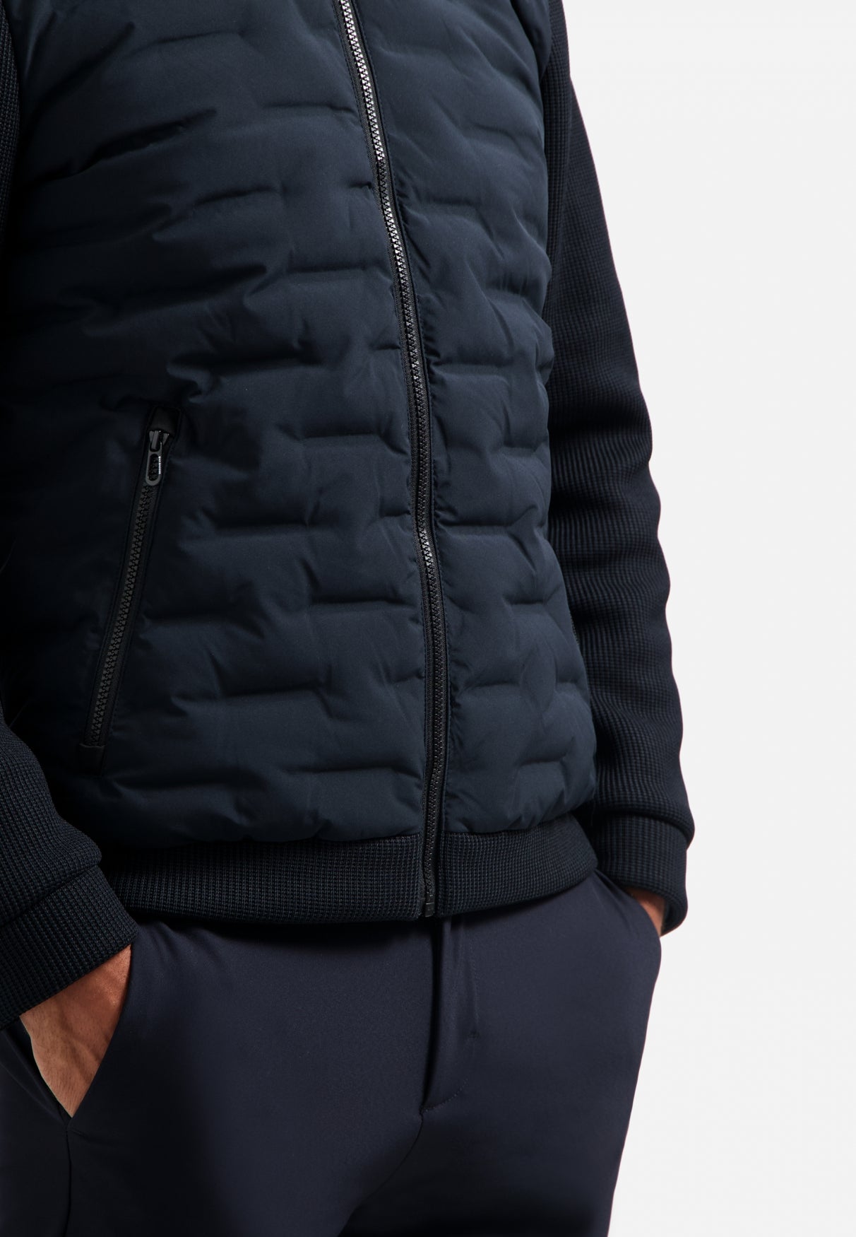 Knitted sleeve jacket | Night