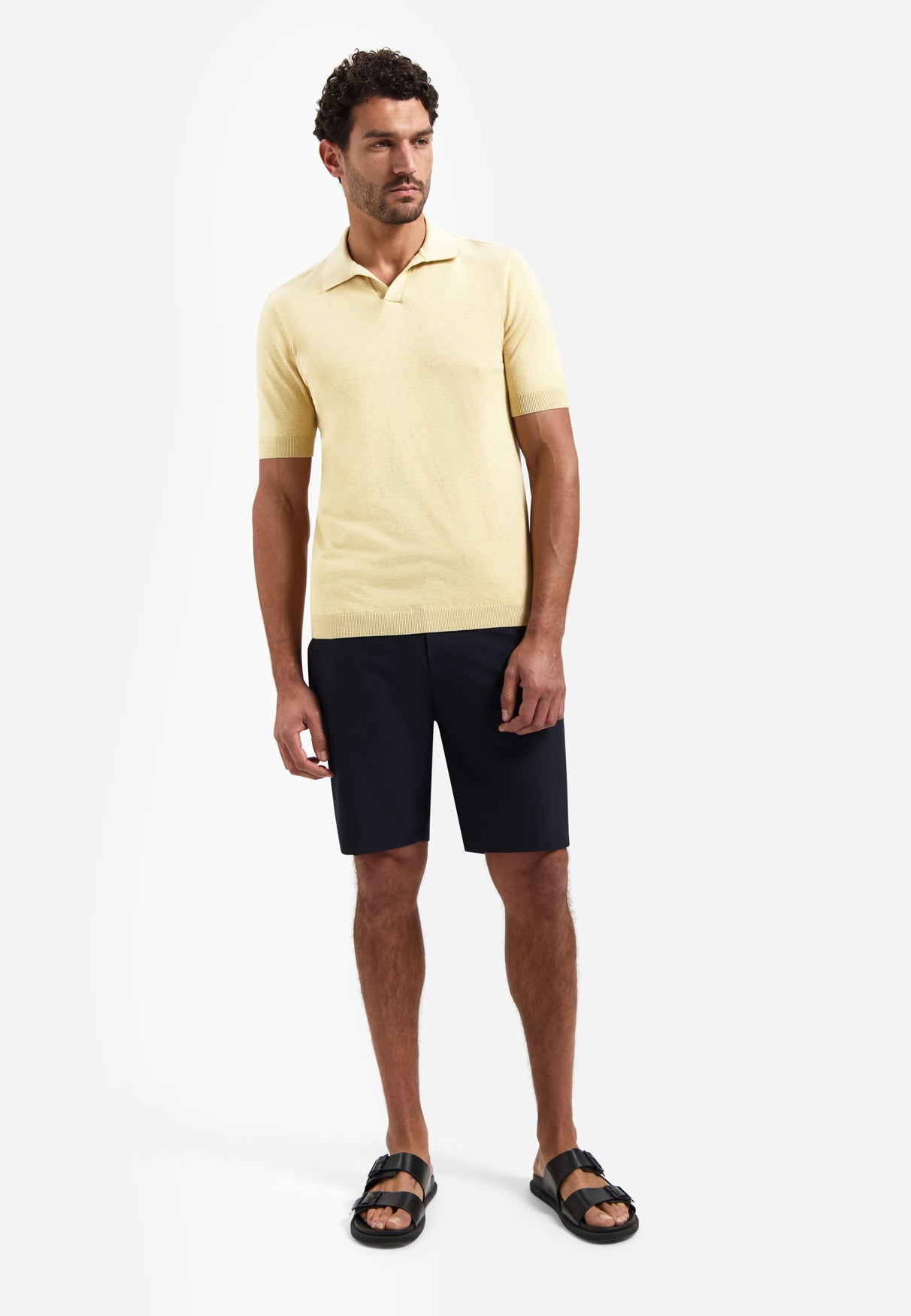 Poloshirt aus Strick mit V-Ausschnitt | Yellow