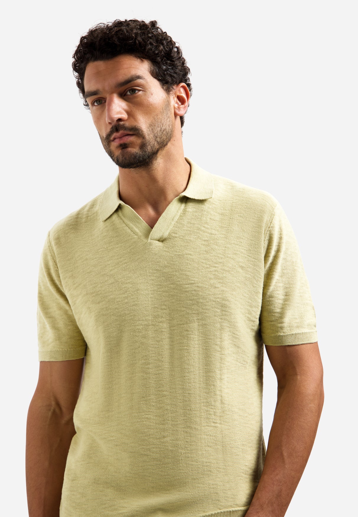 Knitted V-neck polo shirt | Yellow