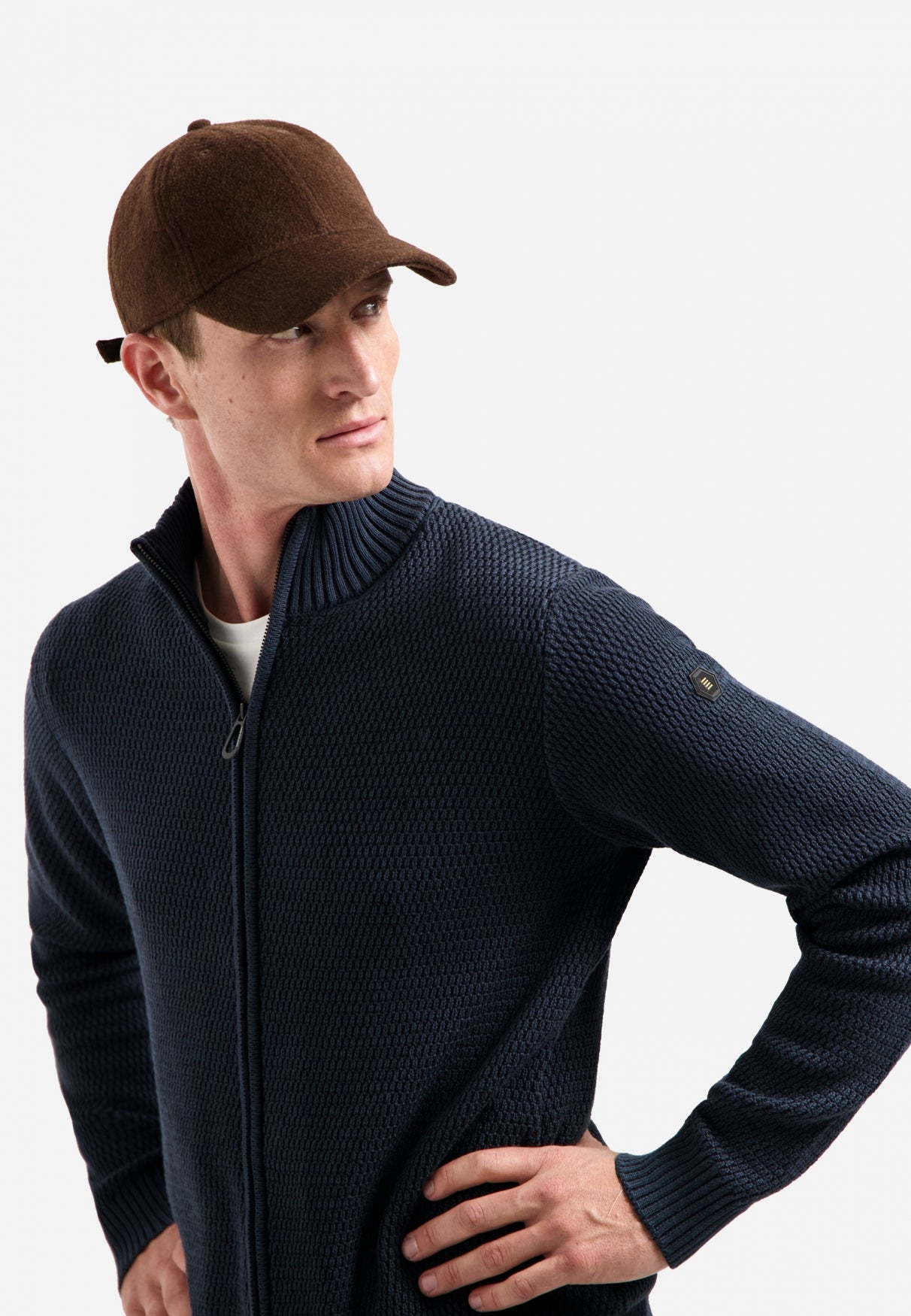 Strickjacke in schwerer Melange-Optik | Night