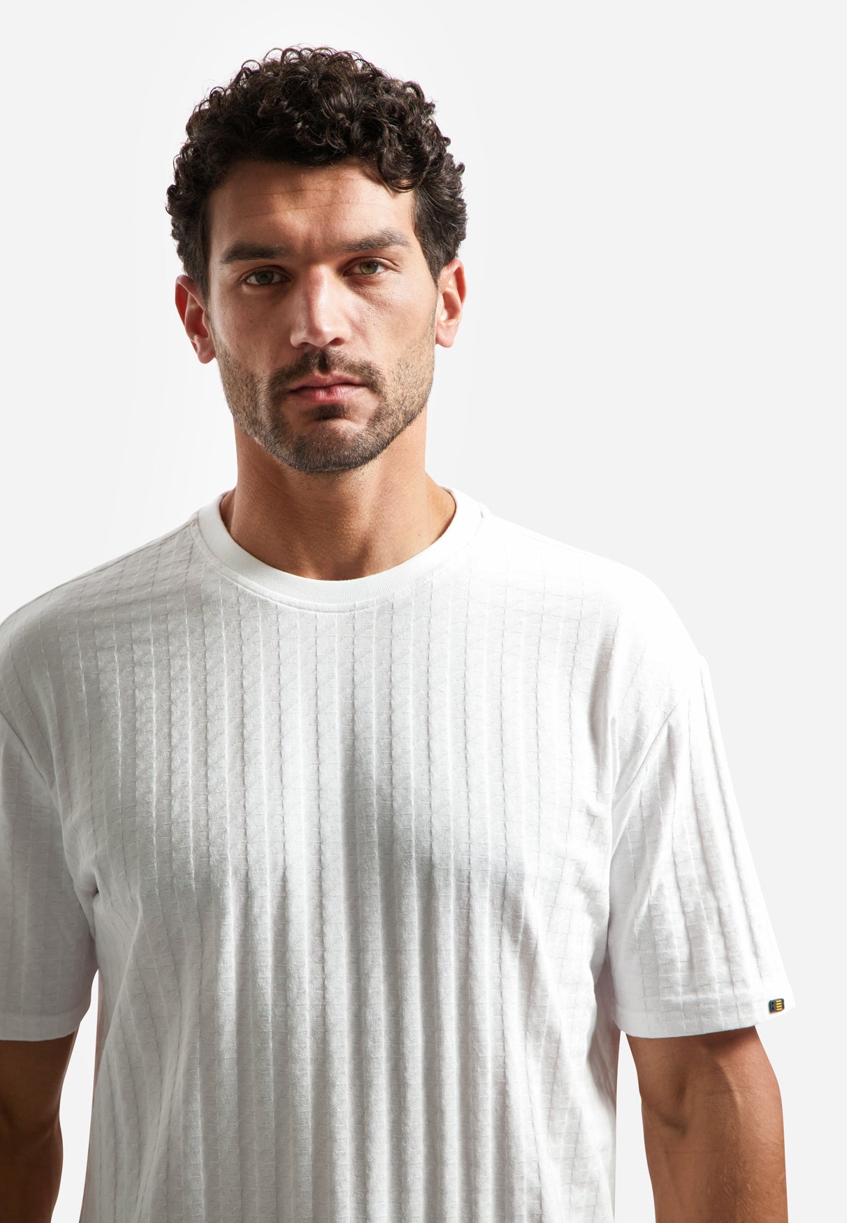Plain T-shirt with relief texture | White
