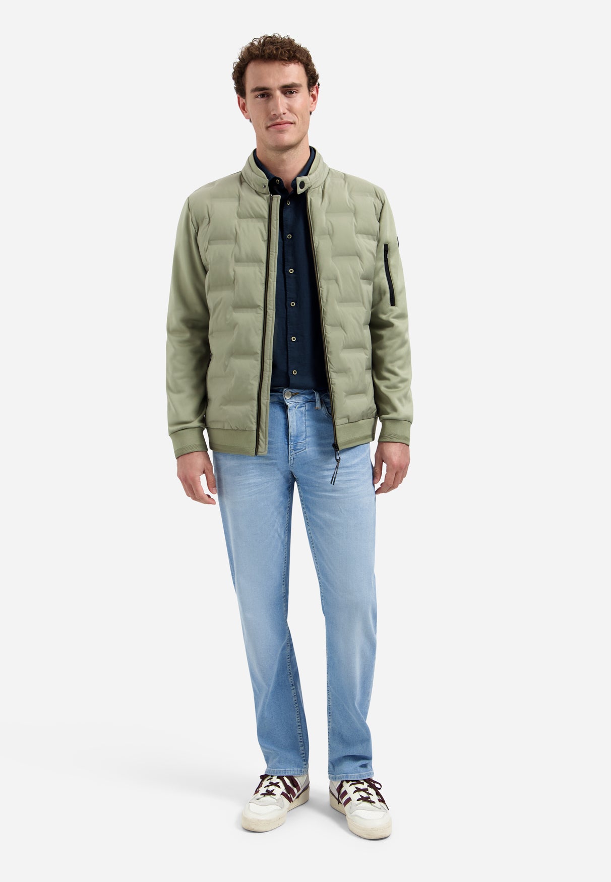 Kurze wattierte Jacke mit Strickdetails | Light Army