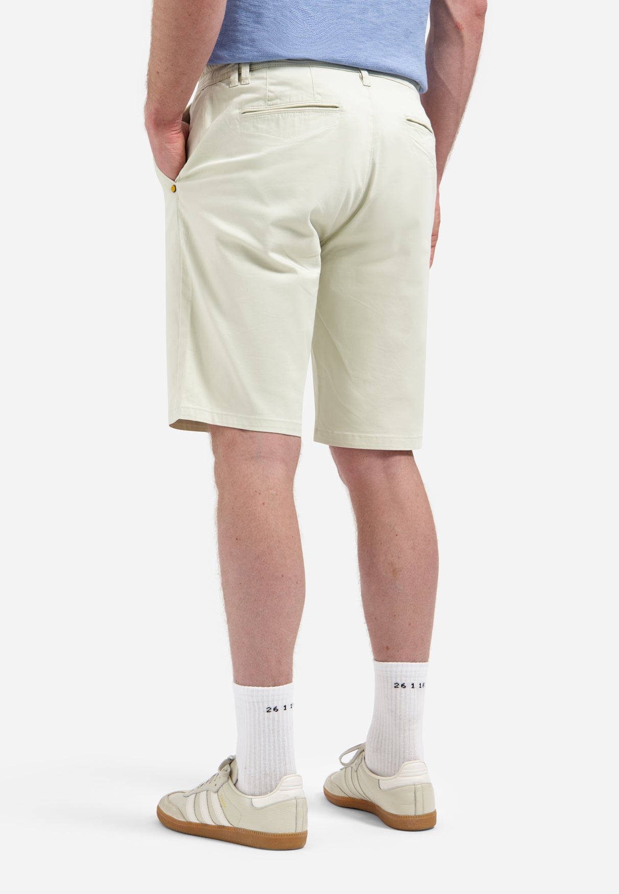 Stretch chino shorts | Stone