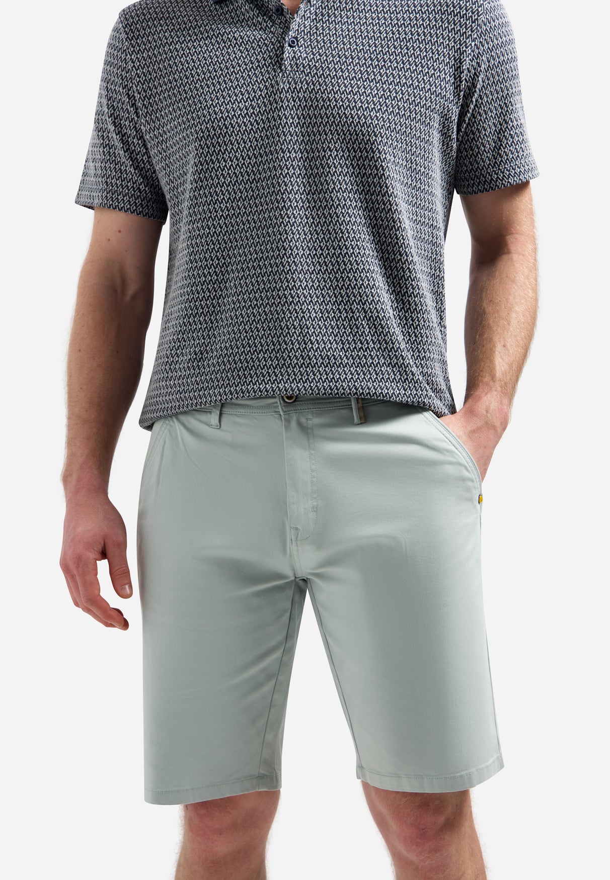 Stretch chino shorts | Misty Green