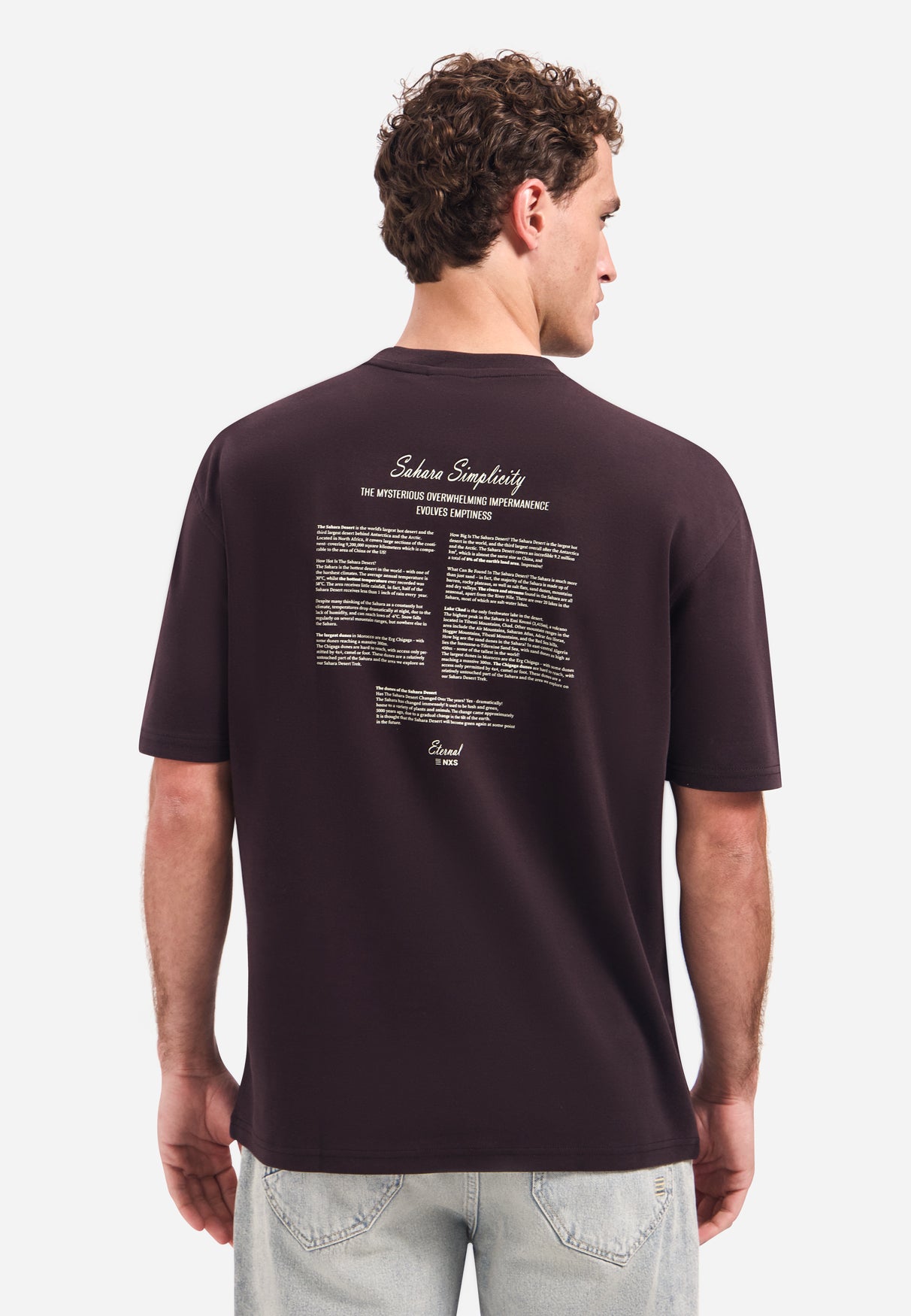 T-Shirt mit Rundhalsausschnitt, kurzen Ärmeln und Aufdruck auf dem Rücken | Dark Brown