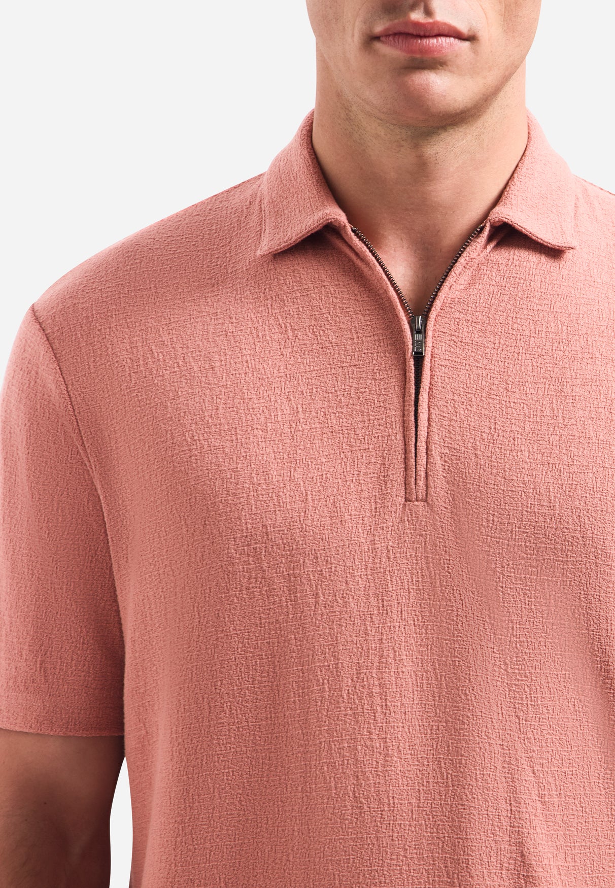 Kurzärmeliges Polo mit V-Ausschnitt und Reißverschluss | Coral