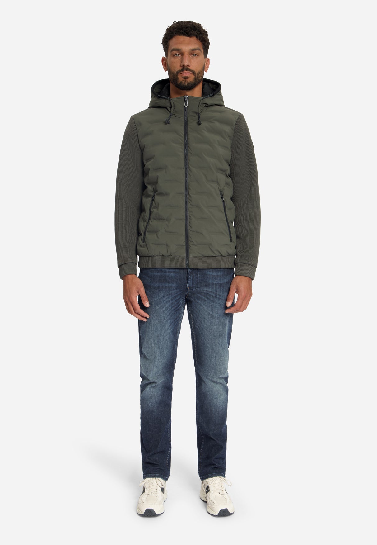 Jacke, kurze Passform, versiegelte Kapuze, Strickmischung | army
