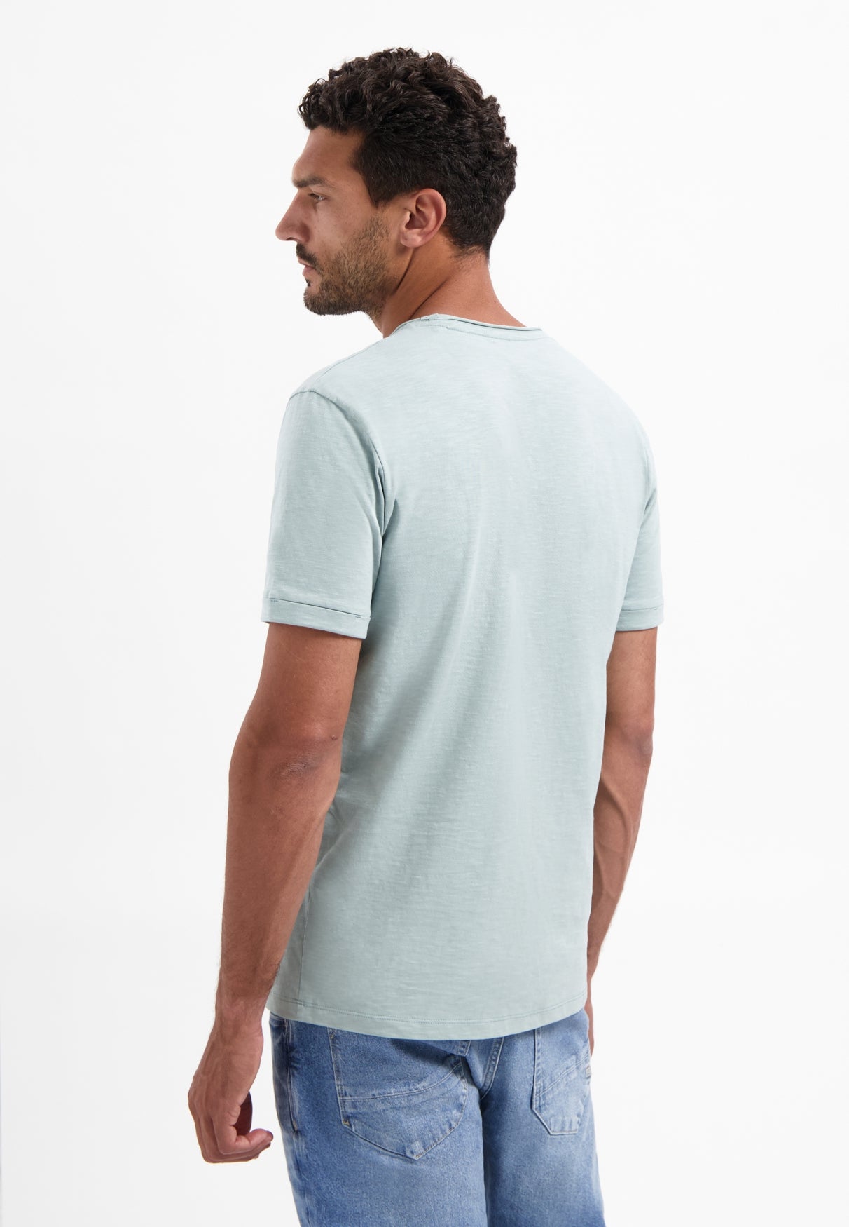 Timeless basics T-Shirt mit Rundhalsausschnitt | Smoke