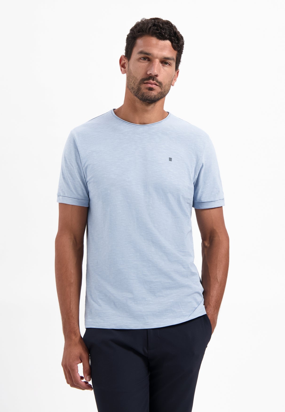 Timeless basics T-Shirt mit Rundhalsausschnitt | Staubig Blau