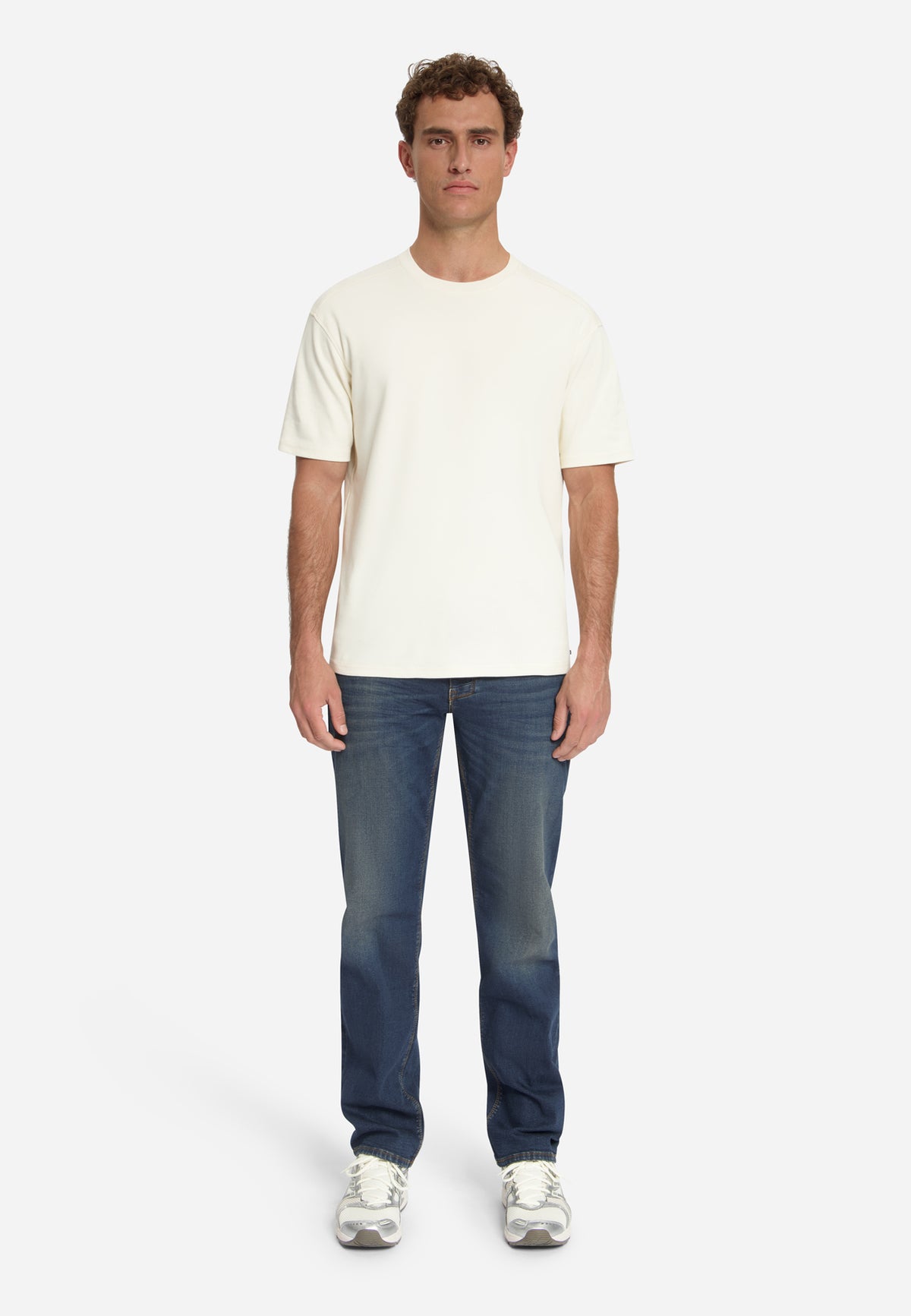 Denim in relaxed fit | Dirty Used Denim